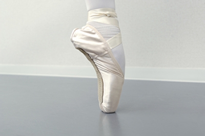 Breaking in New Pointe Shoes for Comfort and Support